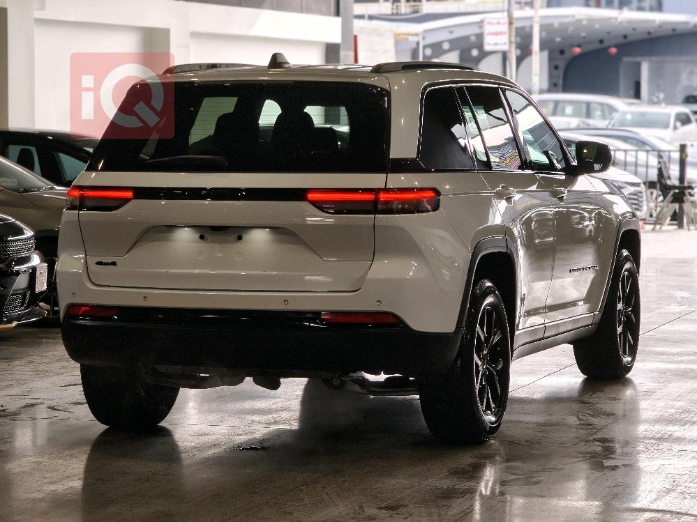 جيب جراند شيروكي